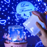 Дитячий нічник проектор зоряного неба Bluetooth Fairy Tale E11 акумуляторний світильник — фото 4