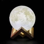 Настільний світильник місяць Magic 3D Moon Light Від Акумулятора — фото 3